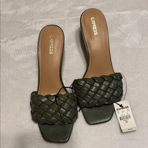 Express Women's Olive Woven Sandals